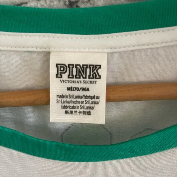 Women’s Victoria’s Secret PINK “KISS Me- I’m Irish-ish” Shamrock t-shirt Medium - Picture 4 of 5